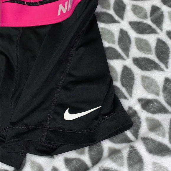 Spandex - Picture 2 of 3